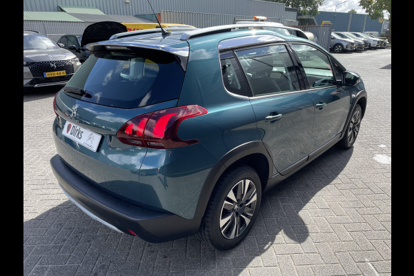 Peugeot 2008 130pk Allure (Navigatie - Automatische Airco - Apple Carplay - Parkeersensoren - Lichtmetalen velgen)