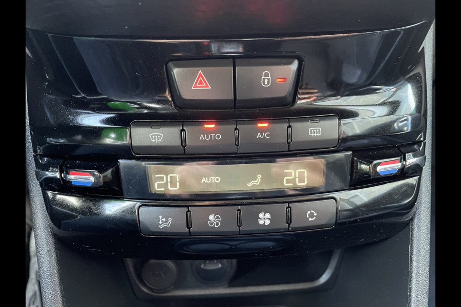 Peugeot 2008 130pk Allure (Navigatie - Automatische Airco - Apple Carplay - Parkeersensoren - Lichtmetalen velgen)