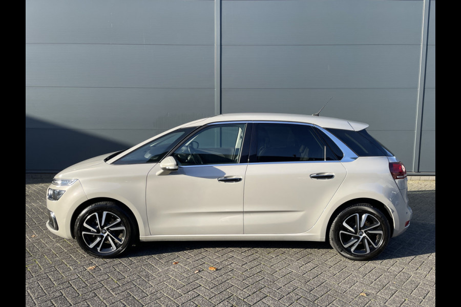 Citroën C4 Picasso 130pk Feel (Trekhaak - Elektrische klep - Keyless Entry - Camera - Apple Carplay - Automatische Airco - Navigatie)