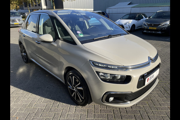 Citroën C4 Picasso 130pk Feel (Trekhaak - Elektrische klep - Keyless Entry - Camera - Apple Carplay - Automatische Airco - Navigatie)