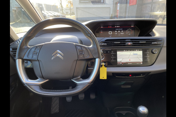 Citroën C4 Picasso 130pk Feel (Trekhaak - Elektrische klep - Keyless Entry - Camera - Apple Carplay - Automatische Airco - Navigatie)