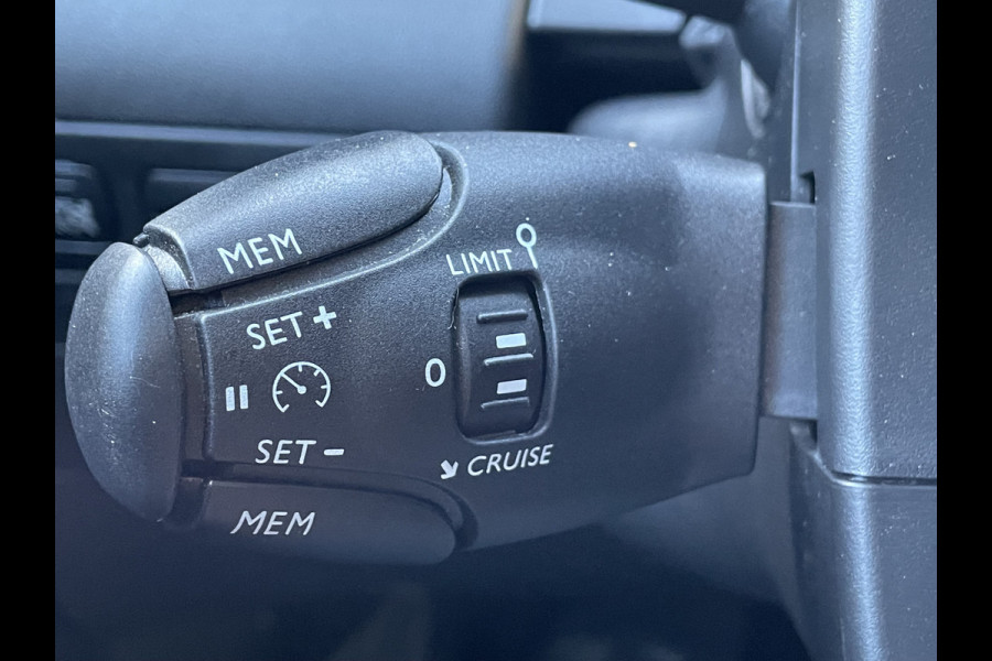 Citroën C3 Aircross 110pk Feel (Automatische Airco - Navigatie - Apple Carplay - LED - Parkeersensoren)