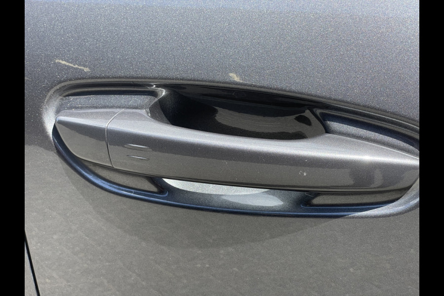 Citroën Grand C4 Spacetourer 130pk Shine (Trekhaak - Camera - Keyless Entry - Parkeersensoren V+A - Dodehoek detectie - Automatisch Parkeren - Navigatie - Ap