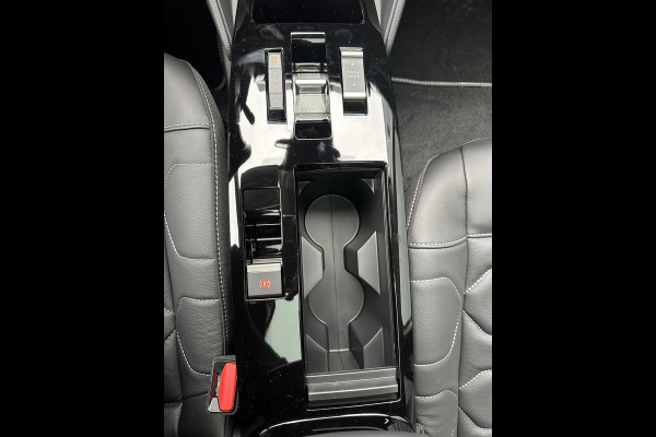 Citroën Ë-C4 X Shine Pack (Elektrisch Schuifdak - Leder - Camera - Parkeersensoren V+A - Stoelverwarming)