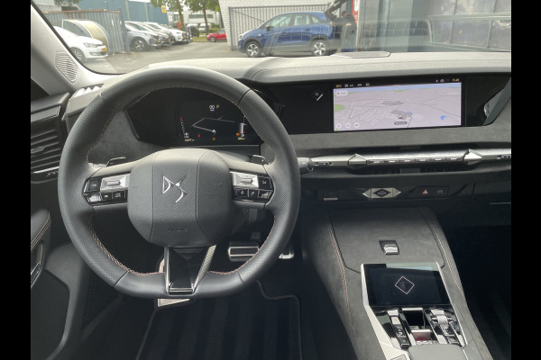 DS DS 4 130pk Performance Line+ (Camera - Keyless Entry - Adaptieve Cruise Controle - Automatische Airco - Navigatie - Apple Carplay - D