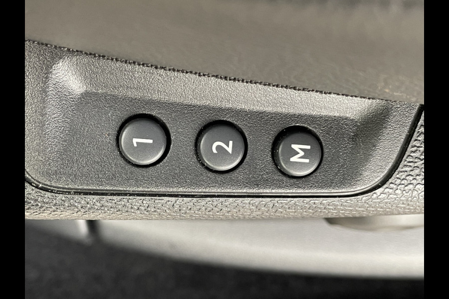 DS Ds 7 Crossback 225pk E-Tense Rivoli (Elektrisch Schuifdak - Trekhaak - Elektrische Klep - Leder incl geheugen - Camera - DS LED)