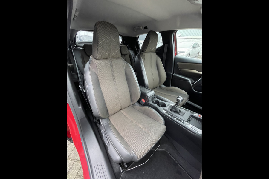 DS DS 3 100pk Performance Line (Camera - Stoelverwarming - Automatische Airco - Navigatie - Apple Carplay)