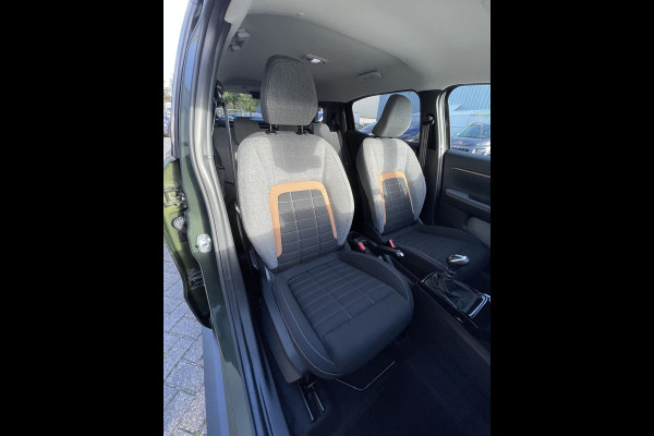 Citroën C3 Aircross 100pk Pack Plus (Camera - Navigatie via APP - Automatische Airco - LED - Apple Carplay - Parkeersensoren - Two tone)