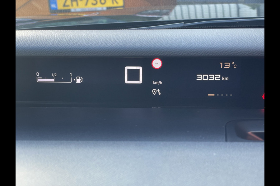 Citroën C3 Aircross 100pk Pack Plus (Camera - Navigatie via APP - Automatische Airco - LED - Apple Carplay - Parkeersensoren - Two tone)