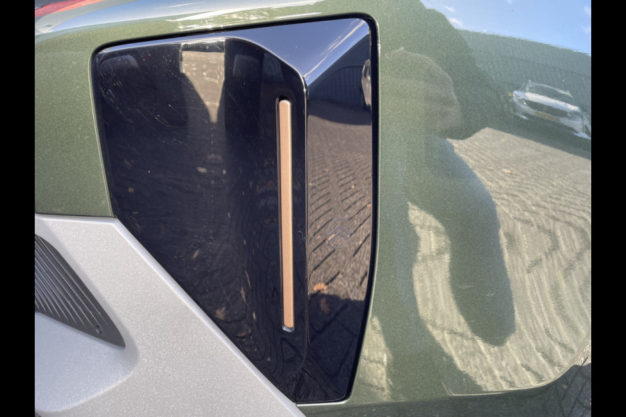 Citroën C3 Aircross 100pk Pack Plus (Camera - Navigatie via APP - Automatische Airco - LED - Apple Carplay - Parkeersensoren - Two tone)