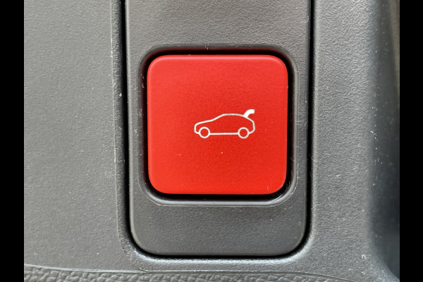 DS DS 4 225pk E-Tense Performance Line+ (Trekhaak - NightVision - Focal Electra - 20" - 360gr Camera - Two Tone - Elektrische Klep - Ada