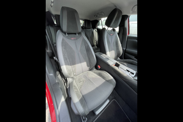 DS DS 4 225pk E-Tense Performance Line+ (Trekhaak - NightVision - Focal Electra - 20" - 360gr Camera - Two Tone - Elektrische Klep - Ada