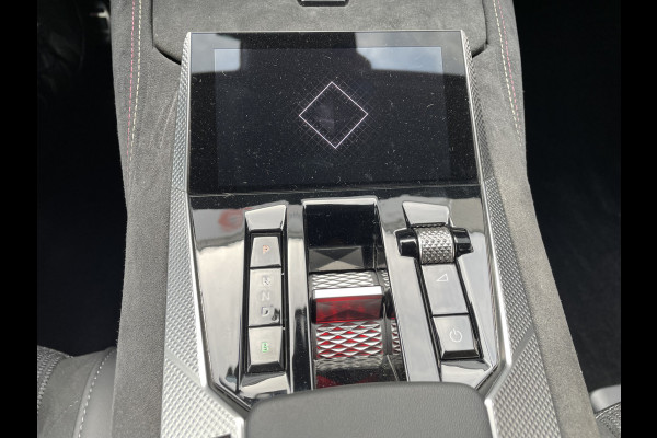 DS DS 4 225pk E-Tense Performance Line+ (Trekhaak - NightVision - Focal Electra - 20" - 360gr Camera - Two Tone - Elektrische Klep - Ada