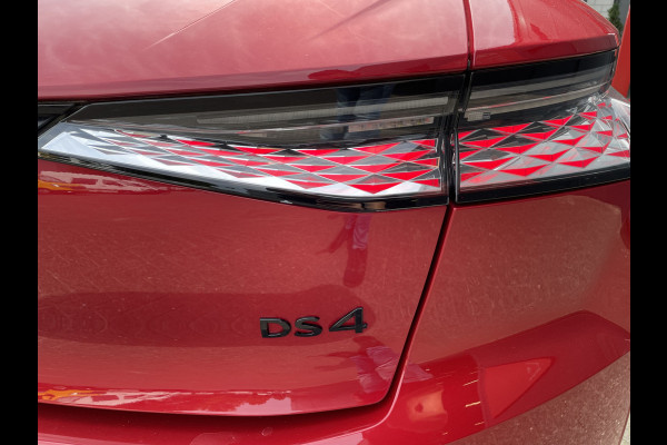 DS DS 4 225pk E-Tense Performance Line+ (Trekhaak - NightVision - Focal Electra - 20" - 360gr Camera - Two Tone - Elektrische Klep - Ada