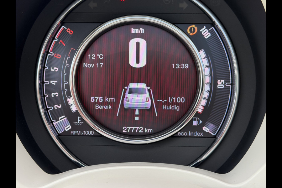 Fiat 500 70pk Hybrid Dolcevita (Automatische Airco - Navigatie - 16" velgen - Panoramadak - Apple Carplay - Parkeersensoren - Leder/stof)