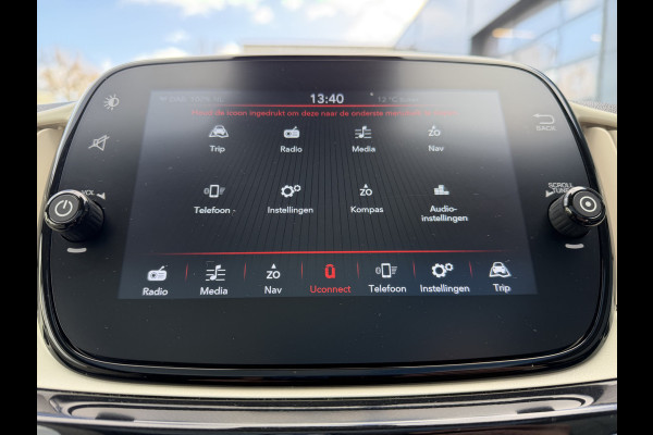 Fiat 500 70pk Hybrid Dolcevita (Automatische Airco - Navigatie - 16" velgen - Panoramadak - Apple Carplay - Parkeersensoren - Leder/stof)