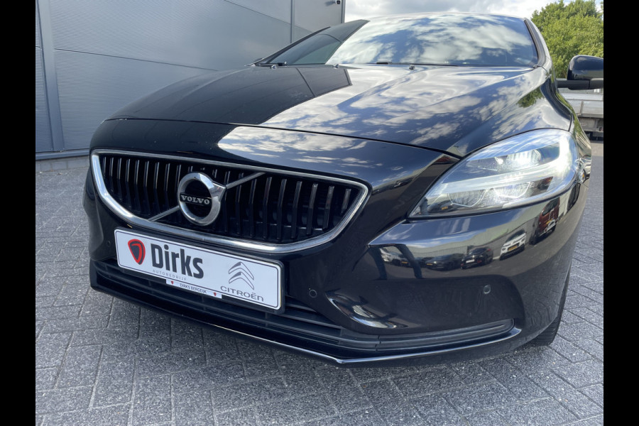 Volvo V40 2.0 D2 Luxury (Camera - LED - Stoelverwarming - Parkeersensoren V+A - Automatische Airco - Navigatie - 17"incl 4S)