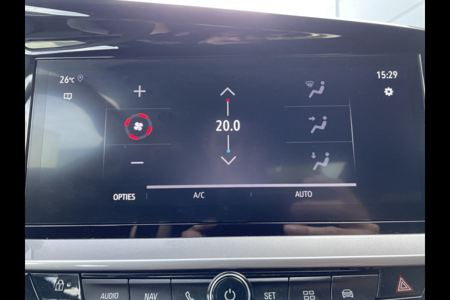 Opel Mokka 130pk Ultimate (Camera - Keyless Entry - Parkeersensoren V+A - Navigatie - LED - Automatische Airco - Apple Carplay -Adaptieve C