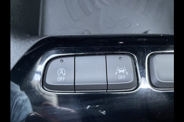 Opel Corsa 130pk GS (Panoramadak - Camera - Keyless Entry - Stoel-/-stuurverwarming - Parkeersensoren V+A - LED - Automatische Airco - Navi