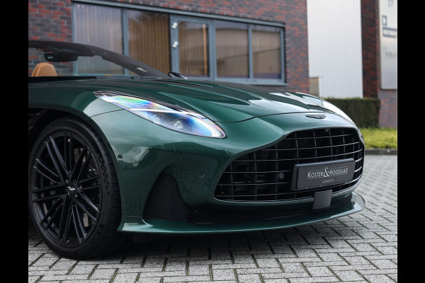 Aston Martin DB12 Volante 4.0 V8 | Green over tan - B&W