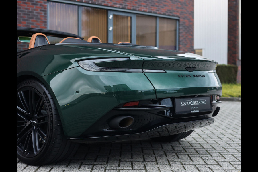 Aston Martin DB12 Volante 4.0 V8 | Green over tan - B&W