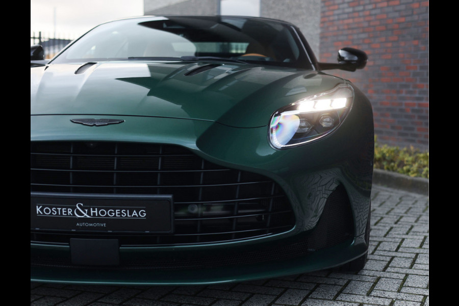 Aston Martin DB12 Volante 4.0 V8 | Green over tan - B&W