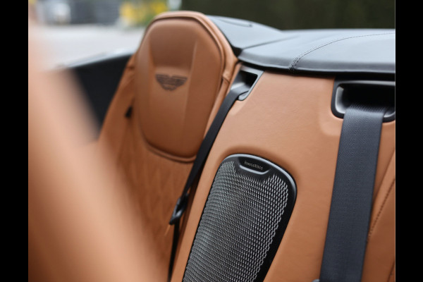 Aston Martin DB12 Volante 4.0 V8 | Green over tan - B&W