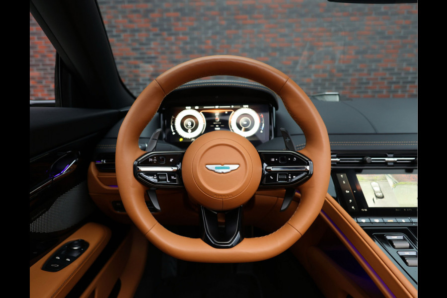 Aston Martin DB12 Volante 4.0 V8 | Green over tan - B&W