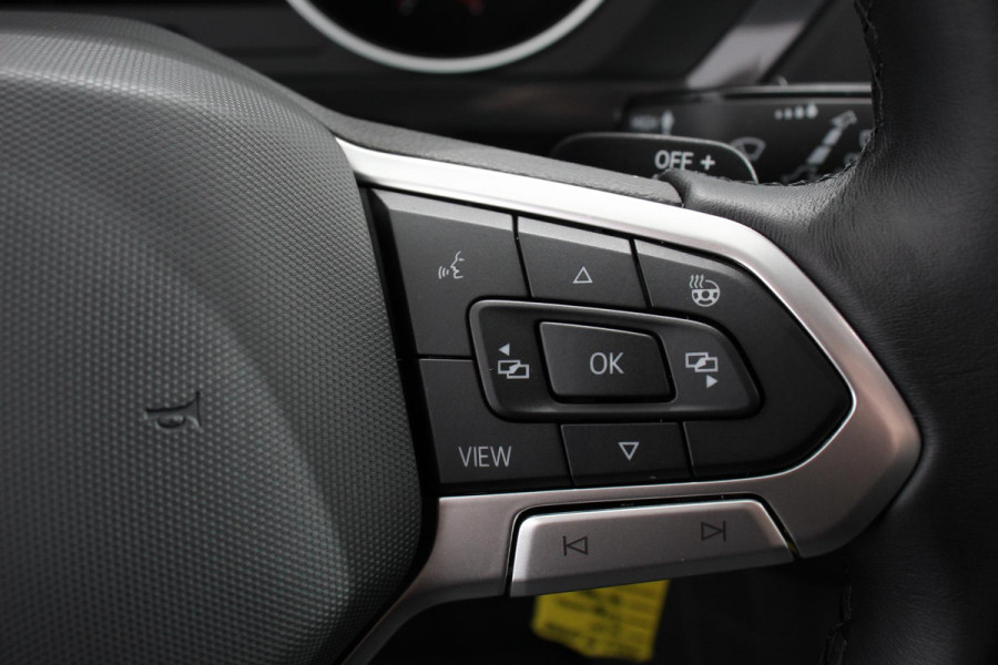 Volkswagen Tiguan 1.5 TSI DSG Active | Navigatie | App connect Wireless | Adaptive Cruise Control | Travel Assist | Parkeersensoren | Camera | Park Assist | Stoel- en stuurverwarming | Elektrische achterklep | Virtual Cockpit | Inductielader