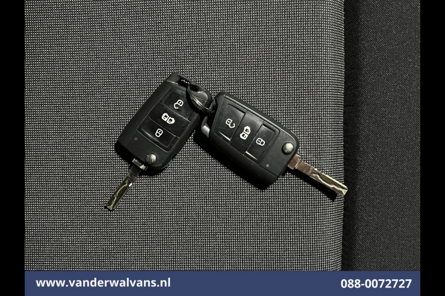 Volkswagen Crafter 2.0 TDI 141pk L3H3 L2H2 Euro6 Airco | Camera | Apple Carplay | Cruisecontrol Android Auto