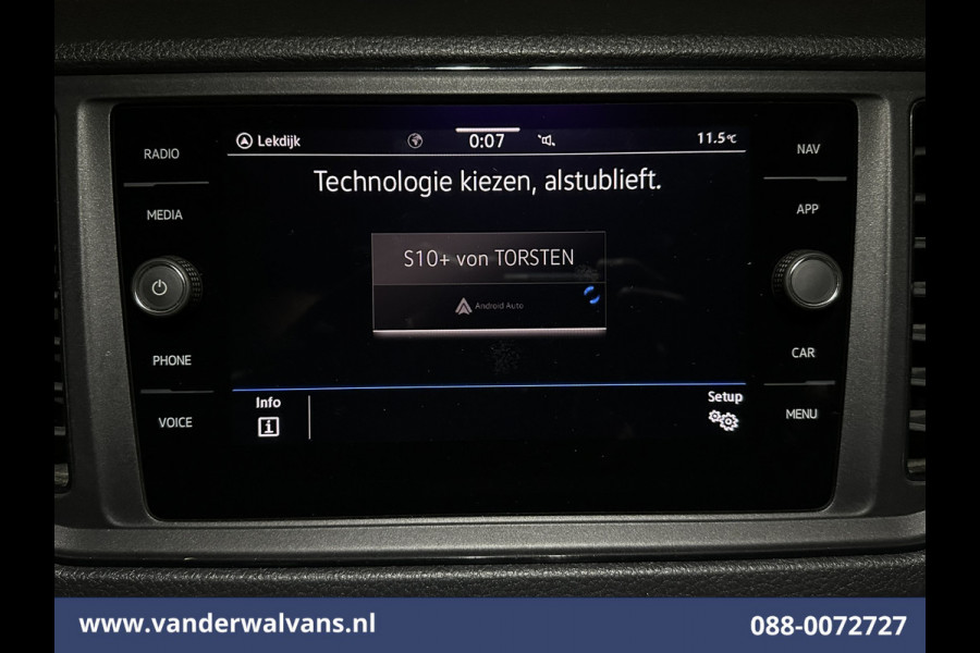 Volkswagen Crafter 2.0 TDI 140pk L3H2 (oude L2H1) Euro6 Airco | Navigatie | Apple Carplay | Android auto parkeersensoren, 3000kg trekvermogen