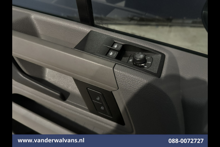 Volkswagen Crafter 2.0 TDI 141pk L3H3 L2H2 Euro6 Airco | Camera | Apple Carplay | Cruisecontrol Android Auto
