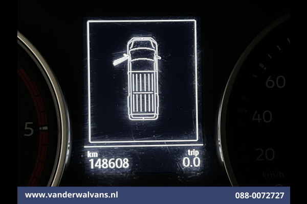 Volkswagen Crafter 2.0 TDI 141pk L3H3 (L2H2) Euro6 Airco | Massagestoel | Camera | Apple Carplay | Cruisecontrol Chauffeursstoel, Android Auto, 2800kg trekvermogen