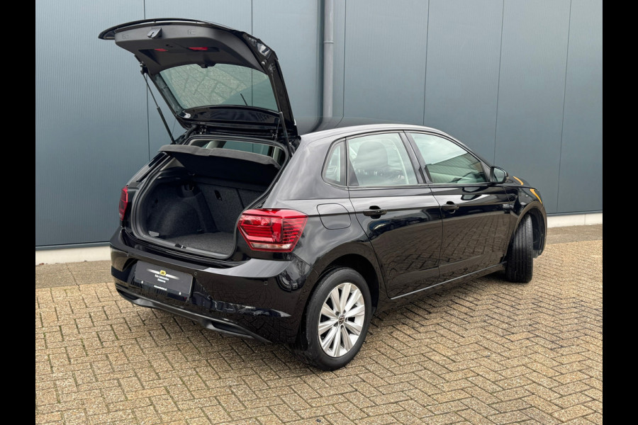 Volkswagen Polo 1.0 TSI Comfortline * Virtual Cockpit * Parkeersensoren * Climate Control * Navigatie *