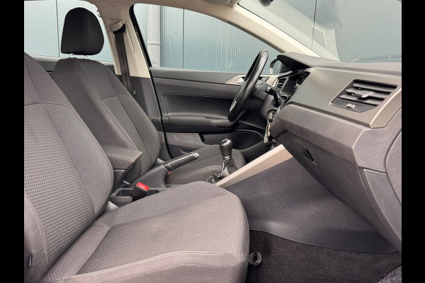 Volkswagen Polo 1.0 TSI Comfortline * Virtual Cockpit * Parkeersensoren * Climate Control * Navigatie *
