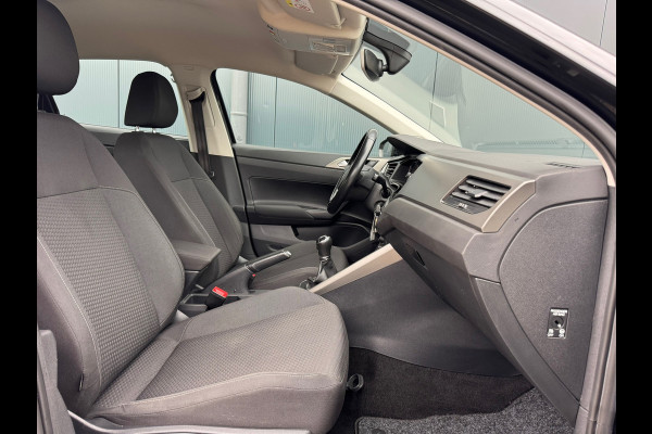 Volkswagen Polo 1.0 TSI Comfortline * Virtual Cockpit * Parkeersensoren * Climate Control * Navigatie *