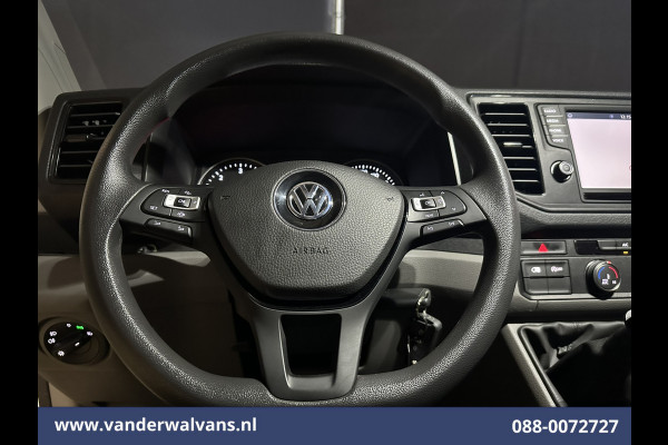 Volkswagen Crafter 2.0 TDI 177pk L3H3 L2H2 Euro6 Airco | Massagestoel | Camera | Navigatie | Apple Carplay Android Auto, Cruisecontrol, Chauffeursstoel, 3000kg trekvermogen