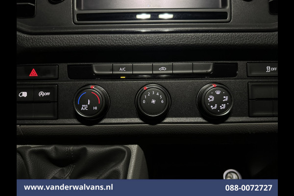 Volkswagen Crafter 2.0 TDI 177pk L3H3 L2H2 Euro6 Airco | Massagestoel | Camera | Navigatie | Apple Carplay Android Auto, Cruisecontrol, Chauffeursstoel, 3000kg trekvermogen