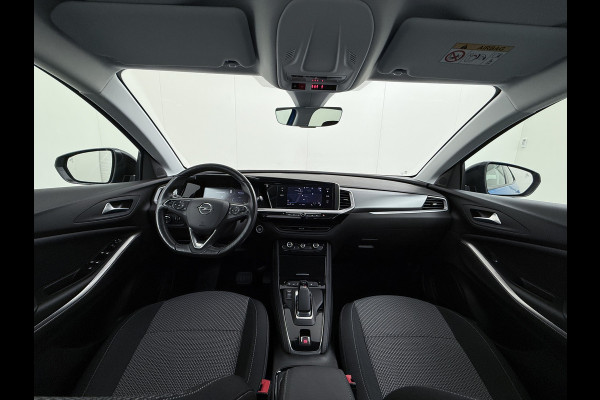 Opel Grandland 1.6T 225PK NW MODEL PHEV AUT-8 Navi Ecc Apple Carplay Android Auto 360°Camera Adaptieve Cruise Control Pdc Plug-In Hybride DAB+ Lane Assist Stuur Verwarming Led Keyless Digitaal dashboard 1e Eigenaar Origineel Nederlandse Auto Nieuwe Model € 40.000 - nieuw!