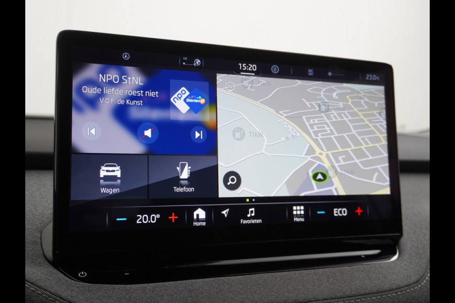 Škoda ENYAQ iV 60 180PK Apple Carplay Android NaviCamera 20" Matrix-Led Pdc-a+v Ecc Lmv Parkeerpakket Stoel+Stuurverwarming Comfortpakket Sport SOH 91% Lichtpakket Dab Keyless advanced Bluetooth Cruise ControlRijstrooksensor Connected services Privacy Glas 1e Eigenaar Nieuwprijs €45.125 Origineel Nederlandse Auto