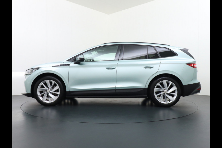 Škoda ENYAQ iV 60 180PK Apple Carplay Android NaviCamera 20" Matrix-Led Pdc-a+v Ecc Lmv Parkeerpakket Stoel+Stuurverwarming Comfortpakket Sport SOH 91% Lichtpakket Dab Keyless advanced Bluetooth Cruise ControlRijstrooksensor Connected services Privacy Glas 1e Eigenaar Nieuwprijs €45.125 Origineel Nederlandse Auto