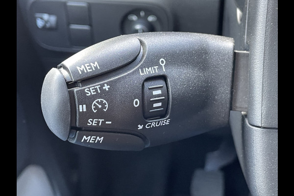 Citroën C3 110pk Max (Keyless Entry - Camera - Navigatie - Automatische Airco - Apple Carplay - LED)