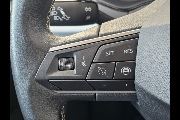 Seat Arona 1.0 TSI Style Lane assist | Climate control | App connect | Multifunctioneel stuur | Cruise control | PDC | Nette auto!