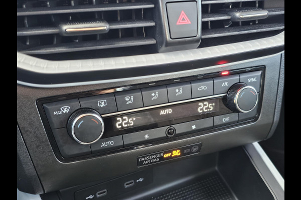 Seat Arona 1.0 TSI Style Lane assist | Climate control | App connect | Multifunctioneel stuur | Cruise control | PDC | Nette auto!
