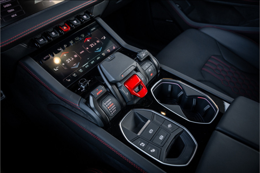 Lamborghini Urus 4.0 V8 Hybrid SE - Panorama | B&O Advanced | Stoelmassage & Koeling | Memory