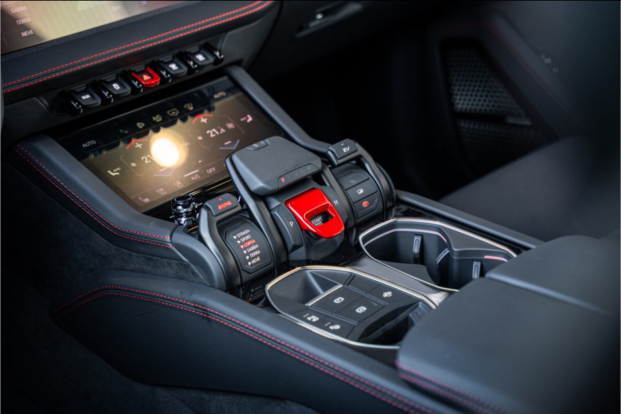 Lamborghini Urus 4.0 V8 Hybrid SE - Panorama | B&O Advanced | Stoelmassage & Koeling | Memory