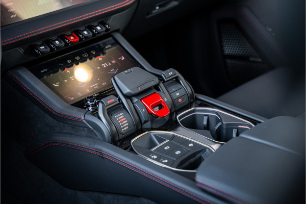 Lamborghini Urus 4.0 V8 Hybrid SE - Panorama | B&O Advanced | Stoelmassage & Koeling | Memory