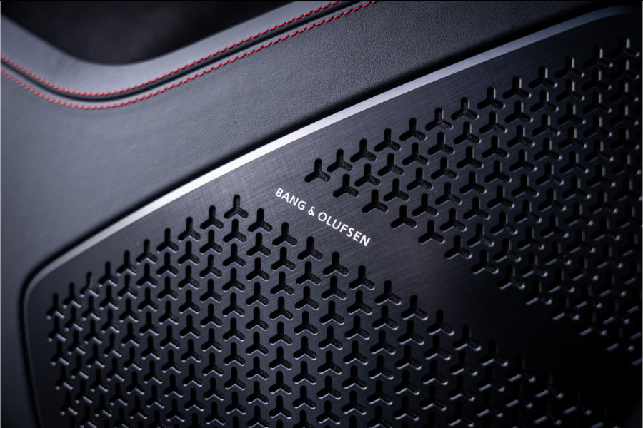 Lamborghini Urus 4.0 V8 Hybrid SE - Panorama | B&O Advanced | Stoelmassage & Koeling | Memory