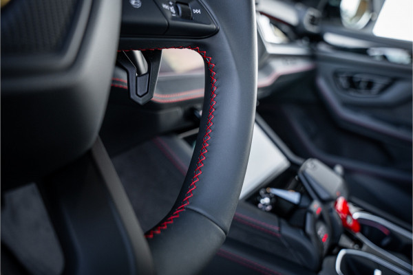 Lamborghini Urus 4.0 V8 Hybrid SE - Panorama | B&O Advanced | Stoelmassage & Koeling | Memory