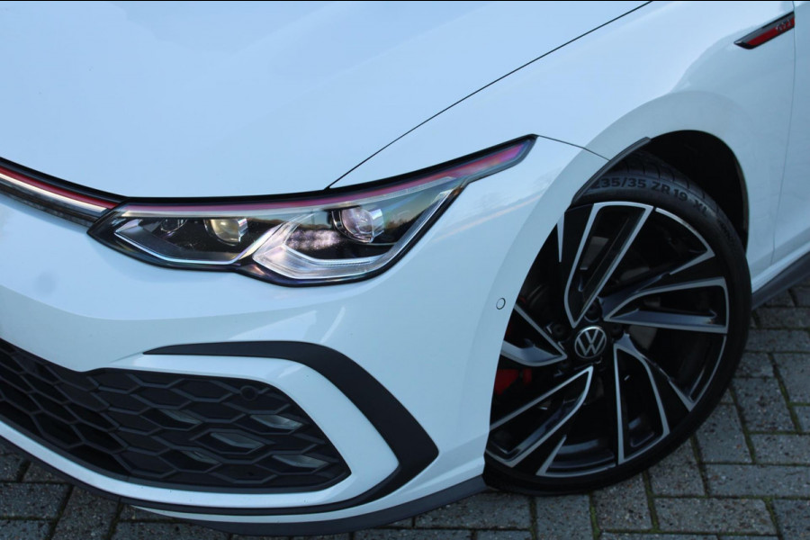 Volkswagen Golf 2.0 TSI GTI | Pano | Remus | HUD | HK | IQ